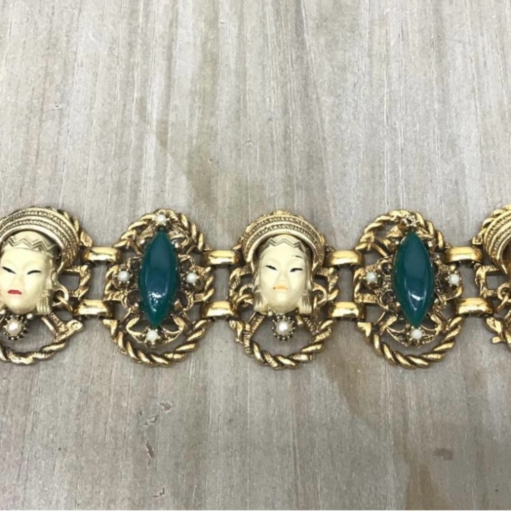 Vtg 1950s Selro-Selini Bracelet & earrings Asian princess (1 pearl missing)